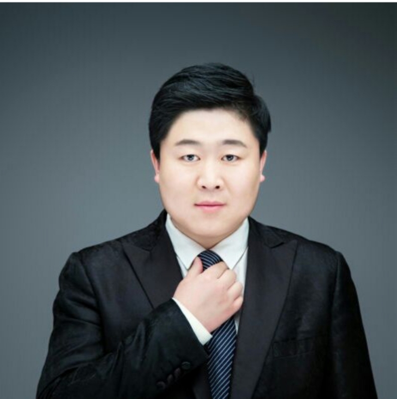 迷途小书童的第一张照片--合肥相亲服务中心