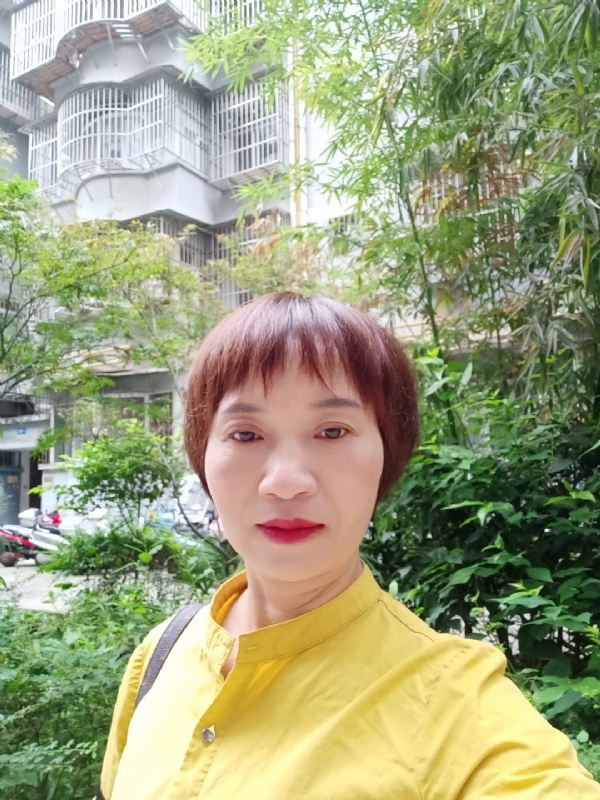 小瓶子的第二张照片--合肥相亲服务中心