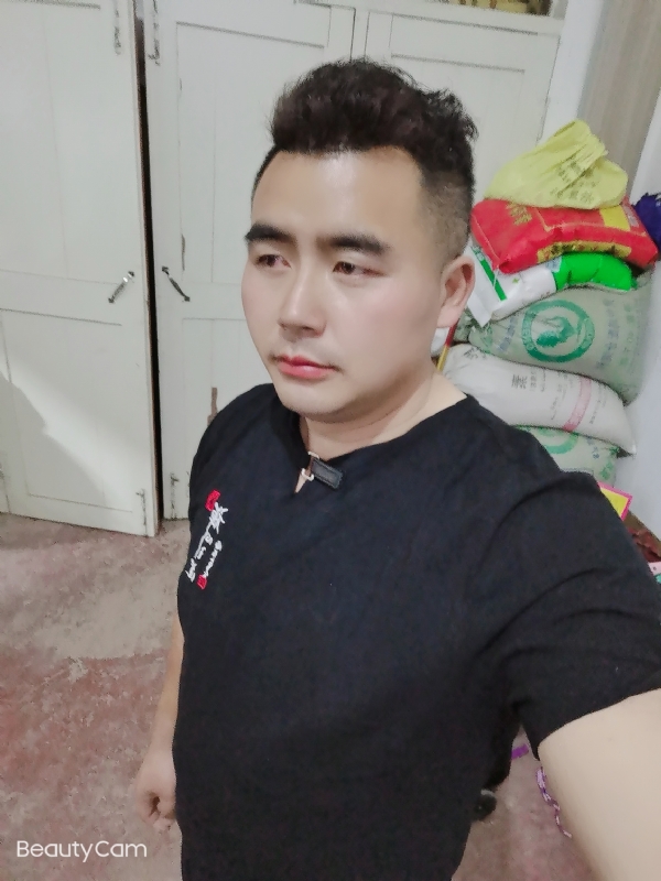 阿杰的第一张照片--合肥相亲服务中心