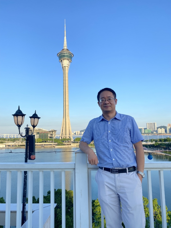 Yangyi的第三张照片--合肥相亲服务中心