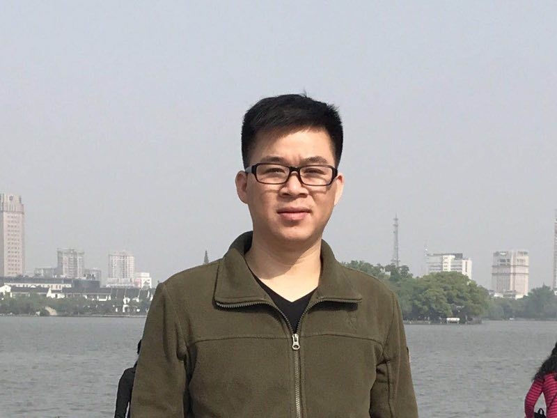 孔雀鱼的第一张照片--合肥相亲服务中心