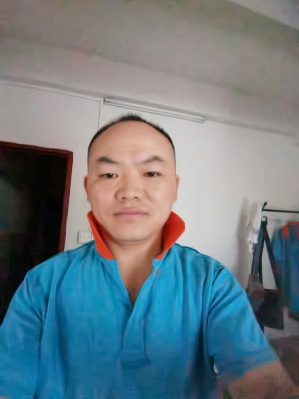 与子携老的第五张照片--合肥相亲服务中心