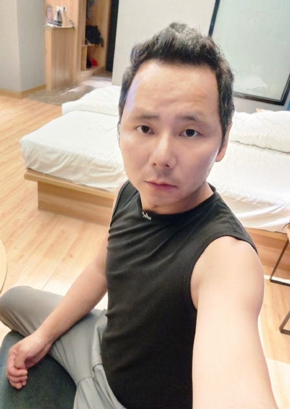 爱远的要命的第一张照片--合肥相亲服务中心