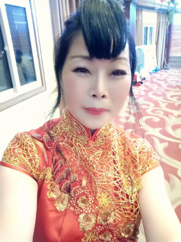 冰雪的第一张照片--合肥相亲服务中心