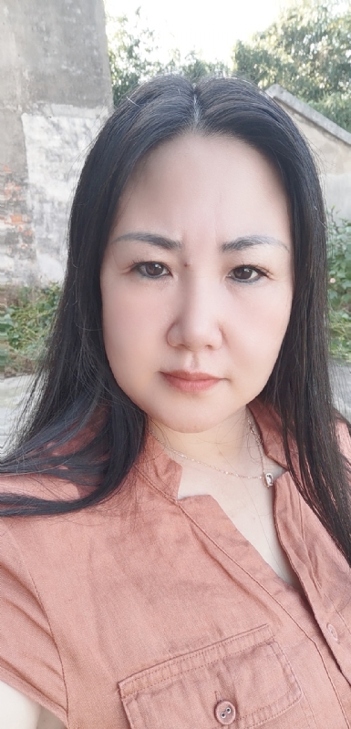 乖乖一女的第一张照片--合肥相亲服务中心