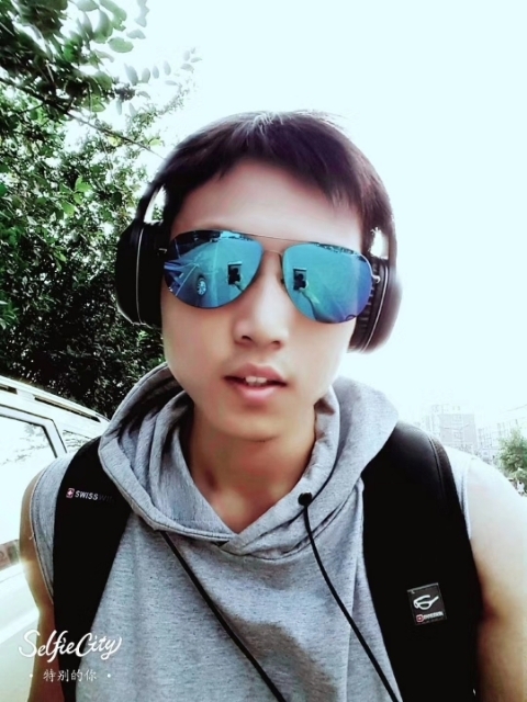 失意的人的第一张照片--合肥相亲服务中心