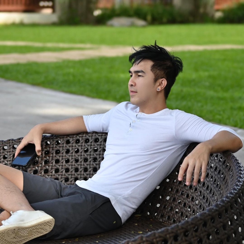 老曾的第一张照片--合肥相亲服务中心