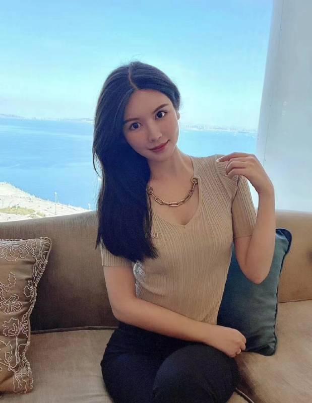 李芷晴的第一张照片--合肥相亲服务中心