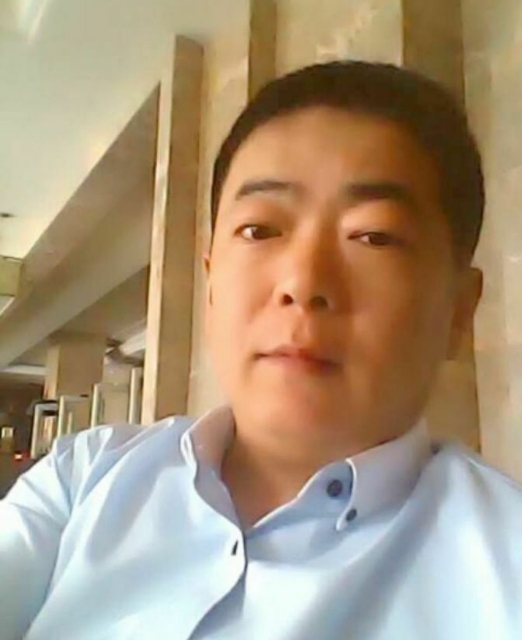 落叶随风的第一张照片--合肥相亲服务中心