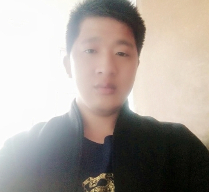 形影不离的第一张照片--合肥相亲服务中心