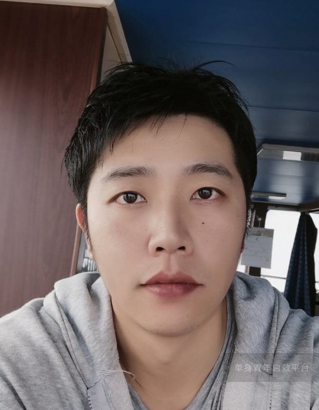 不太帅的男人的第二张照片--合肥相亲服务中心