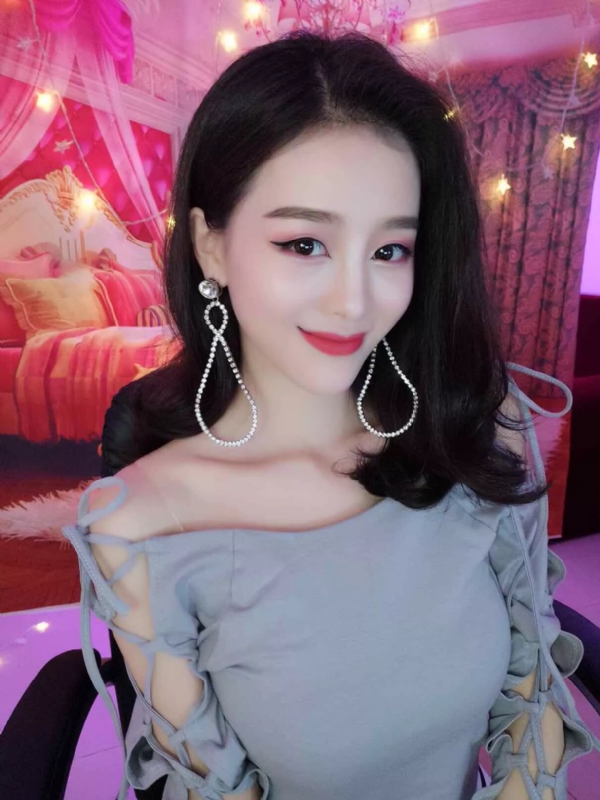 Cici的第三张照片--合肥相亲服务中心