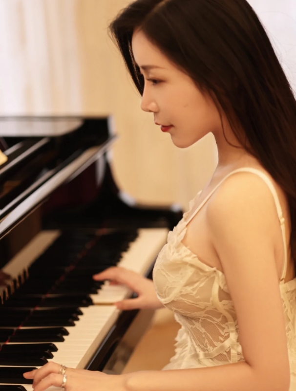 linlin的第二张照片--合肥相亲服务中心