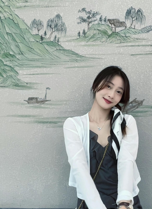 小趴菜的第一张照片--合肥相亲服务中心