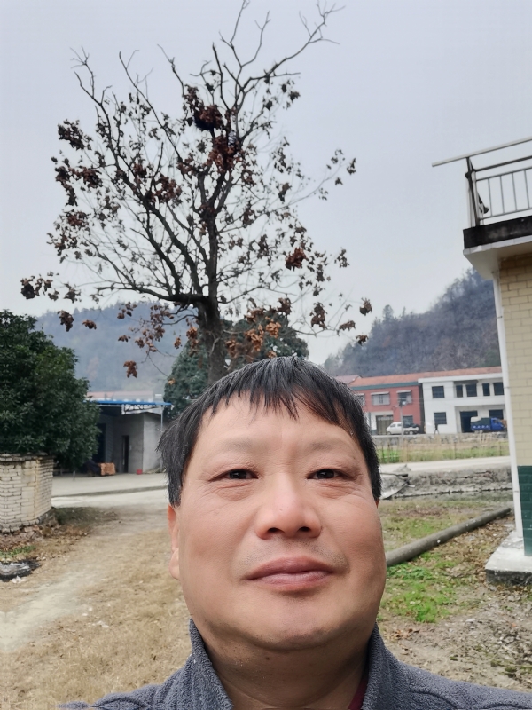 苏众青春冲浪的第一张照片--合肥相亲服务中心