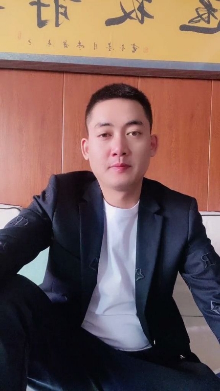 李泽胜的第一张照片--合肥相亲服务中心