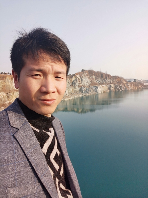 寒夜的第二张照片--合肥相亲服务中心