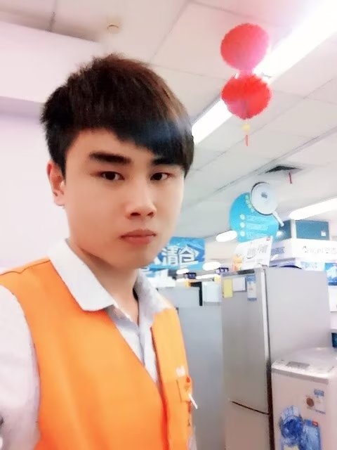 罗自强的第一张照片--合肥相亲服务中心