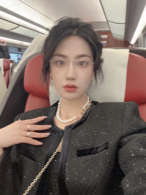 Alma的第三张照片--合肥相亲服务中心