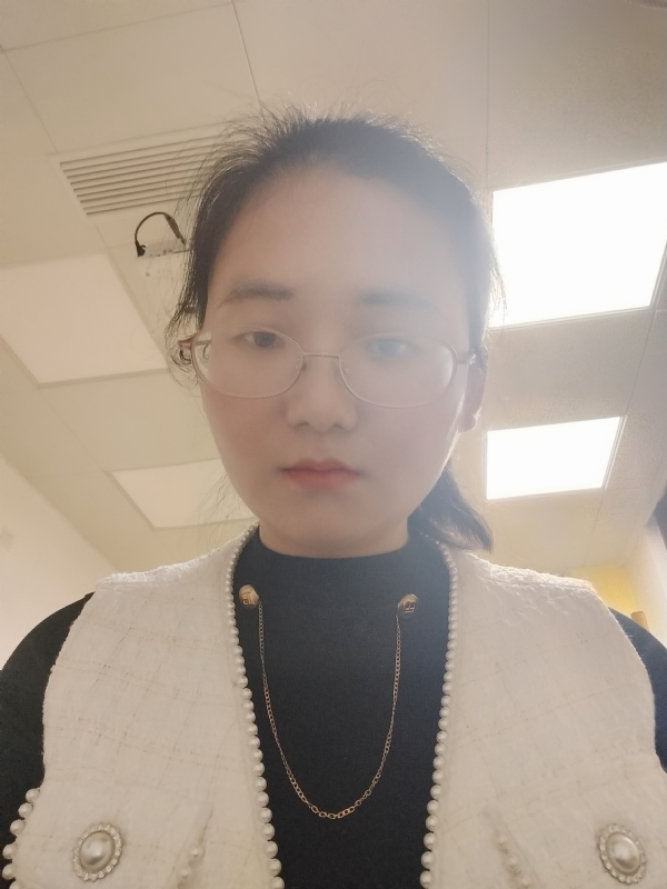 闲敲棋子的第一张照片--合肥相亲服务中心