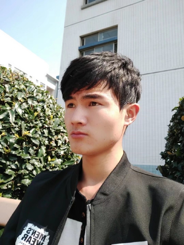 阳光男孩的第四张照片--合肥相亲服务中心