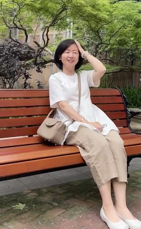 千年老母猪的第五张照片--合肥相亲服务中心