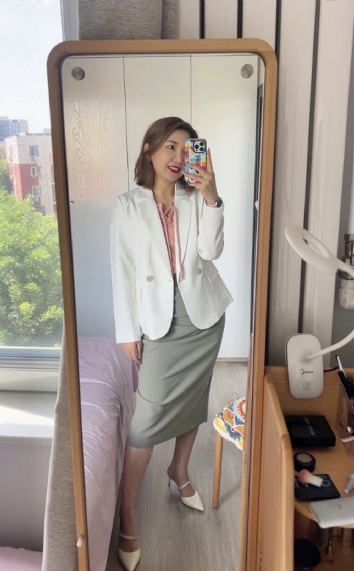 丽波的第三张照片--合肥相亲服务中心