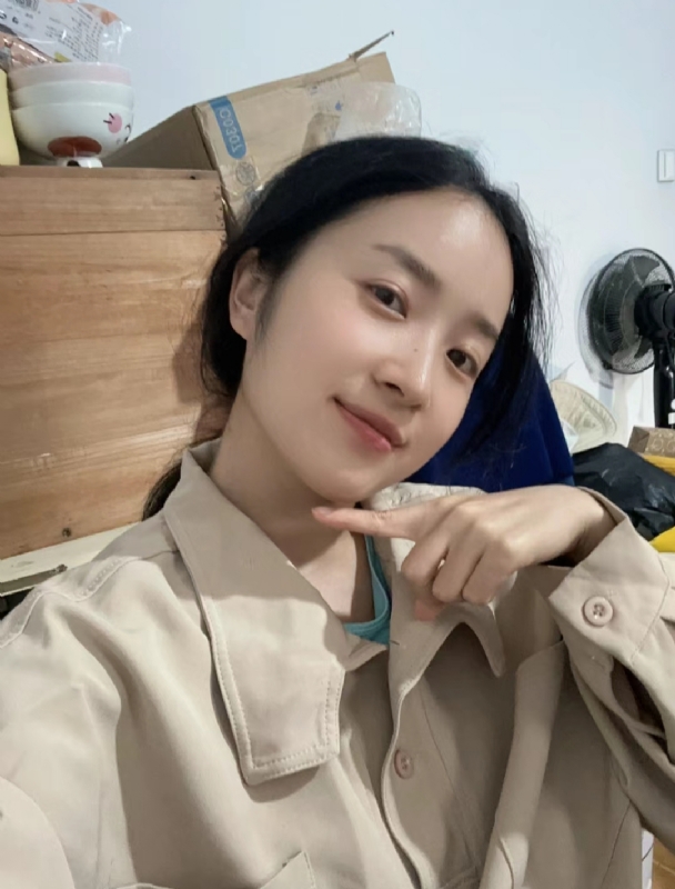 多喝热水的第二张照片--合肥相亲服务中心