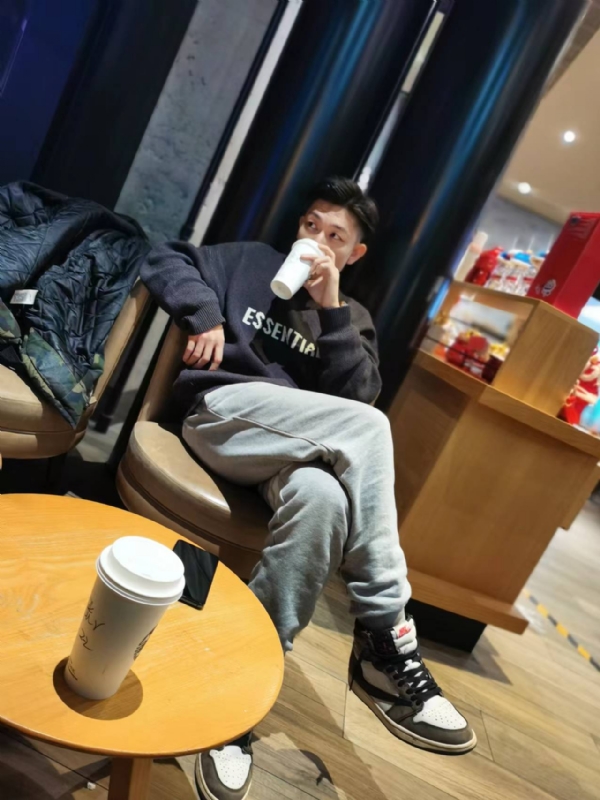 LAZY的第一张照片--合肥相亲服务中心