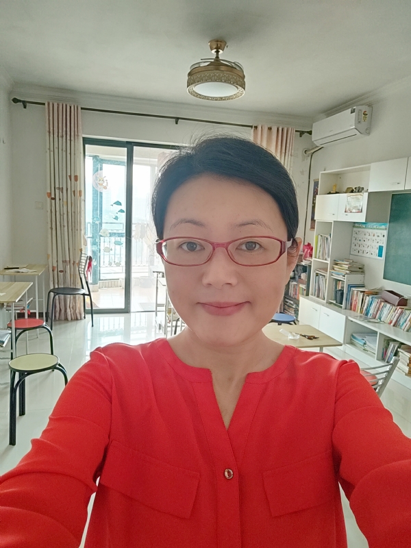 丽华的第二张照片--合肥相亲服务中心