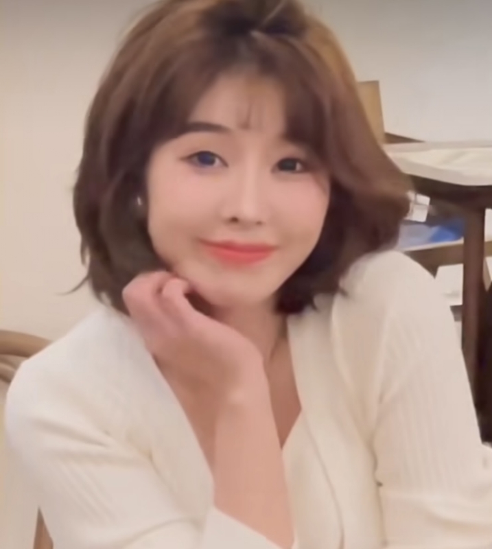 張雨晴的第一张照片--合肥相亲服务中心