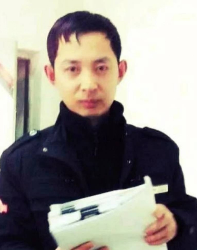 风雨中有你的第一张照片--合肥相亲服务中心