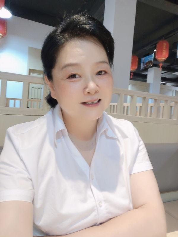 丁姐爱生活的第一张照片--合肥相亲服务中心