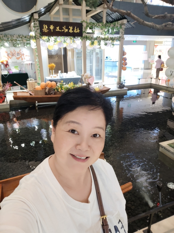 丁姐爱生活的第三张照片--合肥相亲服务中心