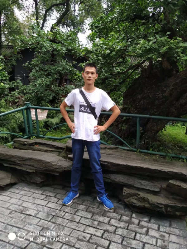 会飞的猪的第一张照片--合肥相亲服务中心