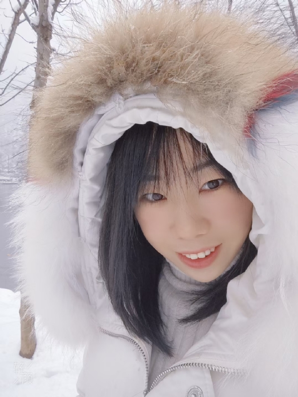 93年女会计的第一张照片--合肥相亲服务中心