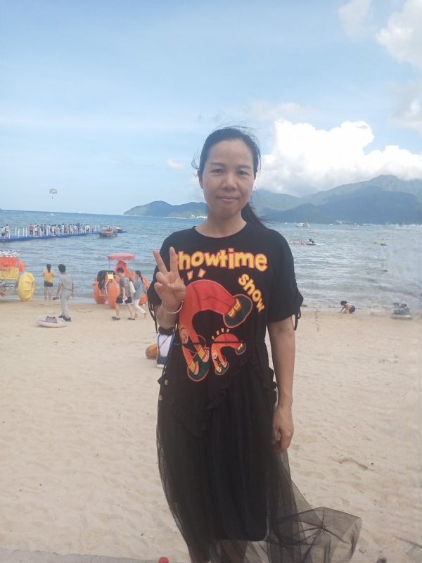 容容的第一张照片--合肥相亲服务中心