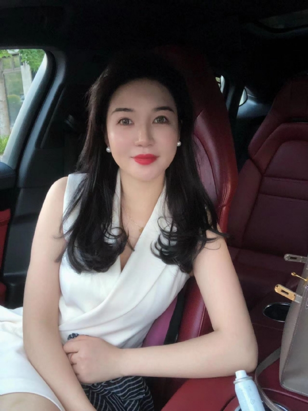 小雨的第一张照片--合肥相亲服务中心