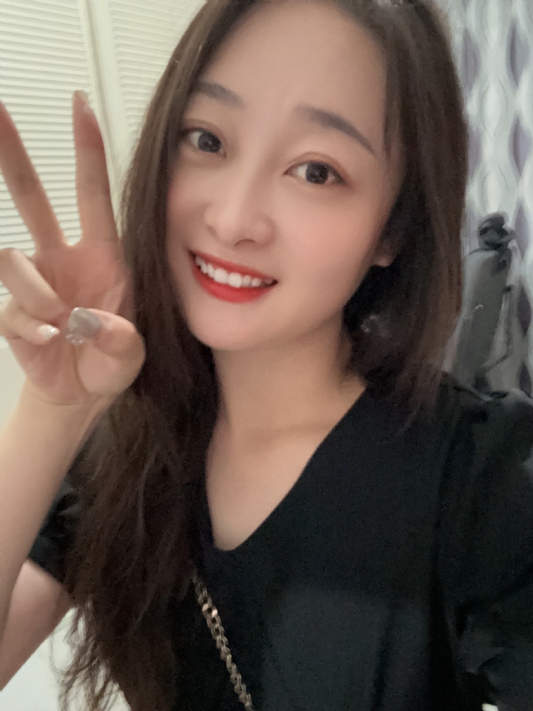 草莓的第一张照片--合肥相亲服务中心