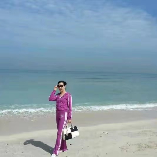 红红的第一张照片--合肥相亲服务中心