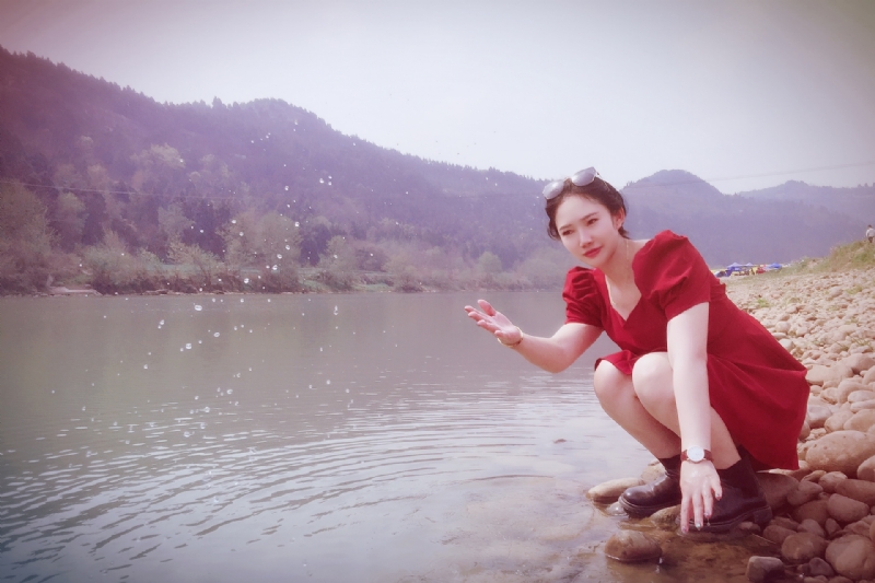 守候阳光的第一张照片--合肥相亲服务中心