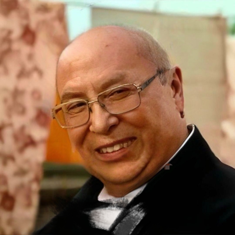 牵着猪儿看秀儿的第一张照片--合肥相亲服务中心