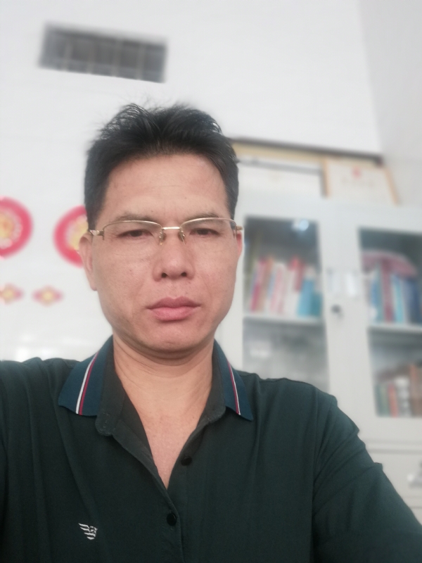 后视镜的第一张照片--合肥相亲服务中心