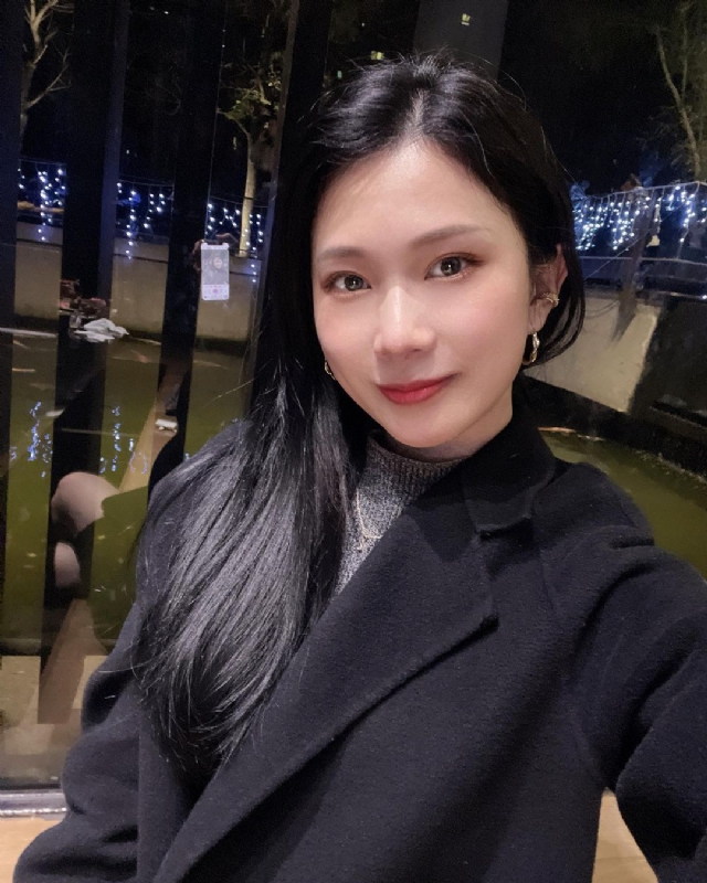 欣欣向荣的第一张照片--合肥相亲服务中心