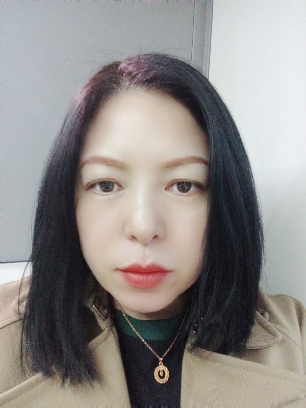 尘颜的第一张照片--合肥相亲服务中心