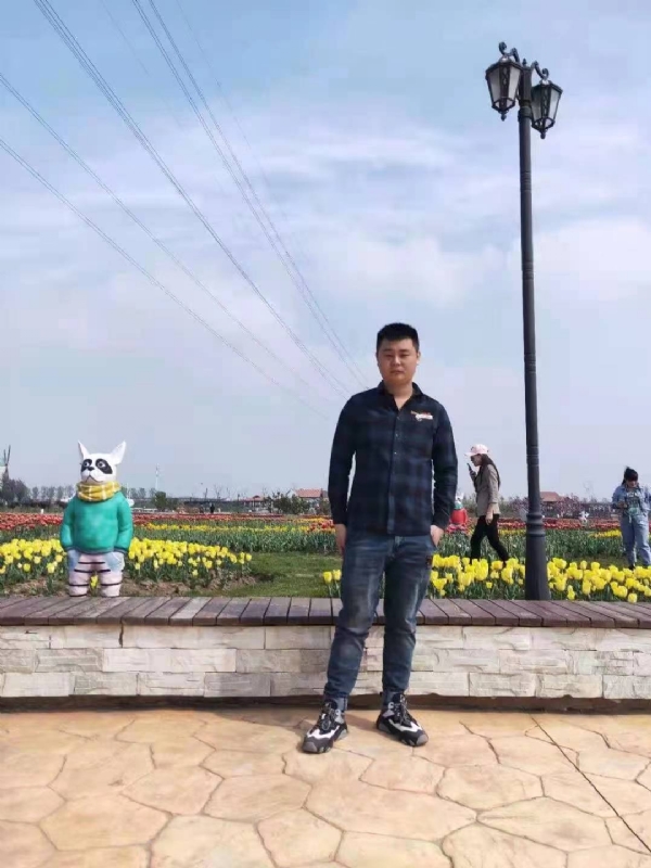 海阔天空的第一张照片--合肥相亲服务中心