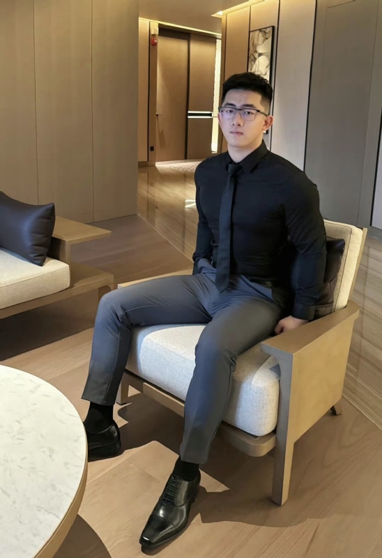 李寒外改英文可家的第一张照片--合肥相亲服务中心