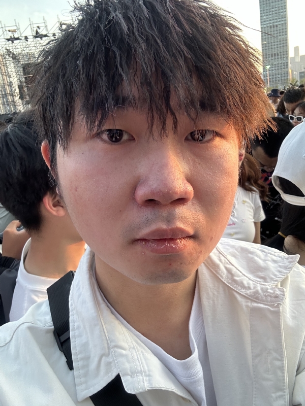 会修电脑的小杨的第一张照片--合肥相亲服务中心