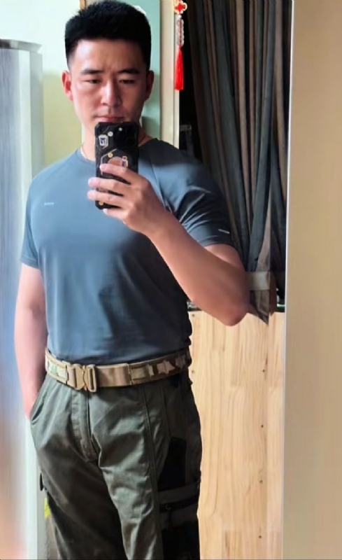 剑走偏锋的第一张照片--合肥相亲服务中心