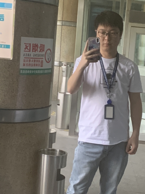 潜伏的第一张照片--合肥相亲服务中心